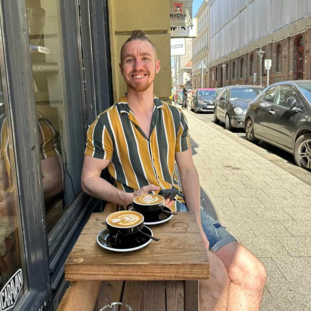 Original casual photo 3